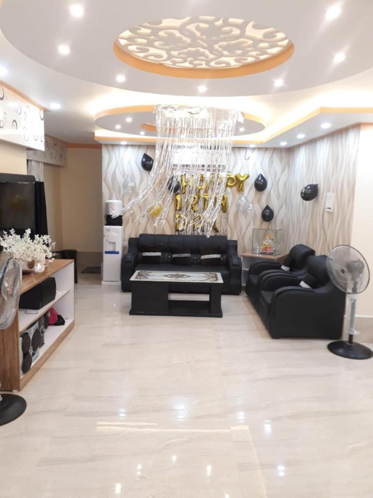 Anurag Palace Best Hotel In 아가르탈라 외부 사진